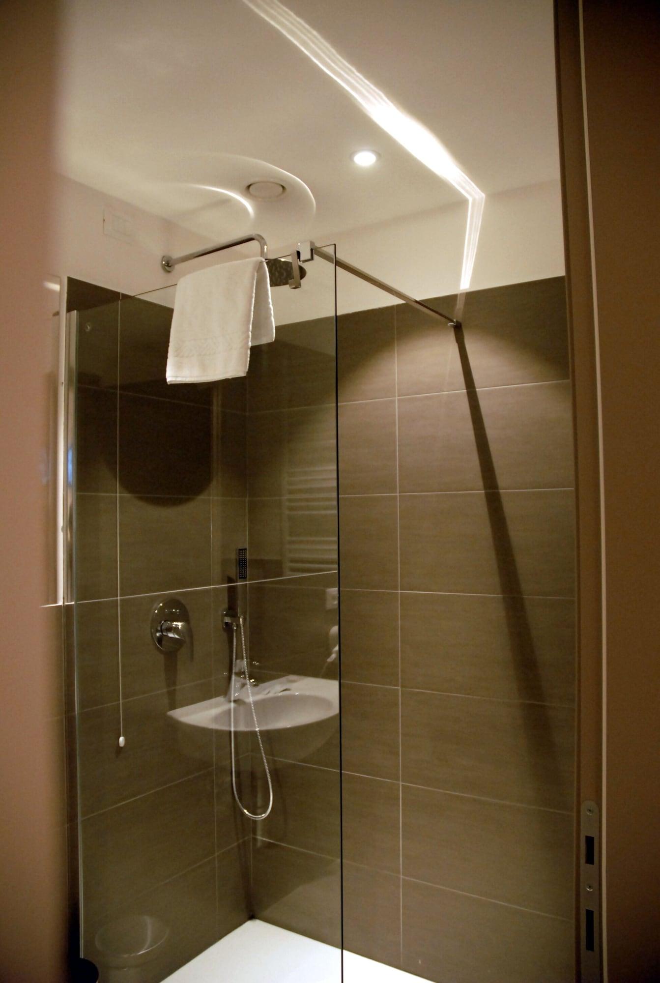 Hotel Sonia Trieste Luaran gambar