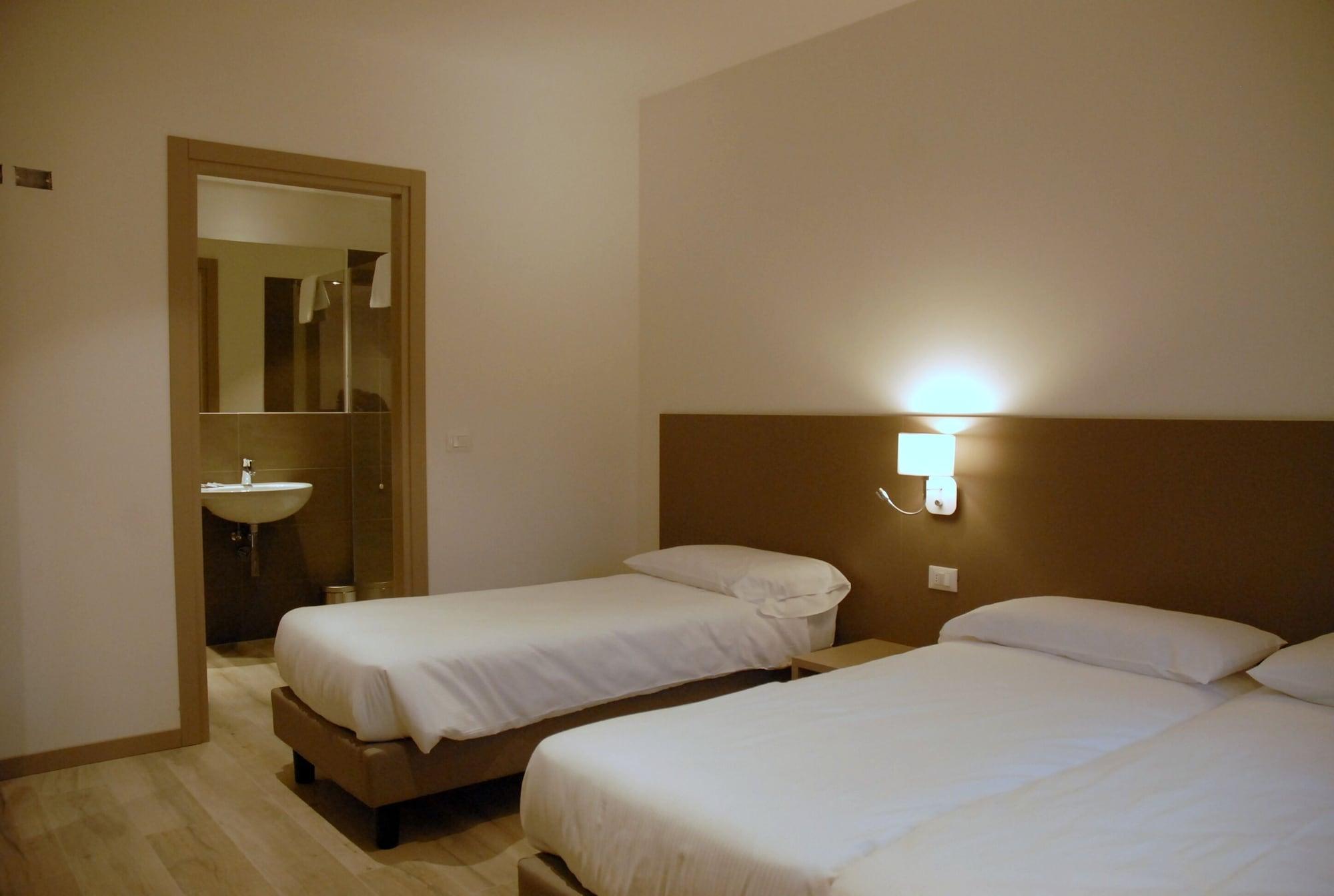 Hotel Sonia Trieste Luaran gambar