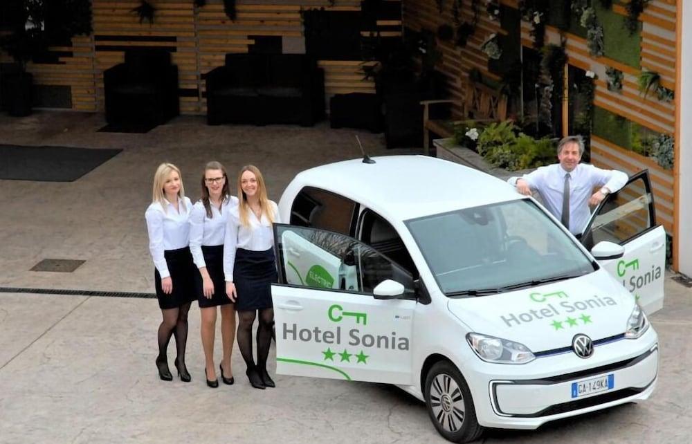 Hotel Sonia Trieste Luaran gambar