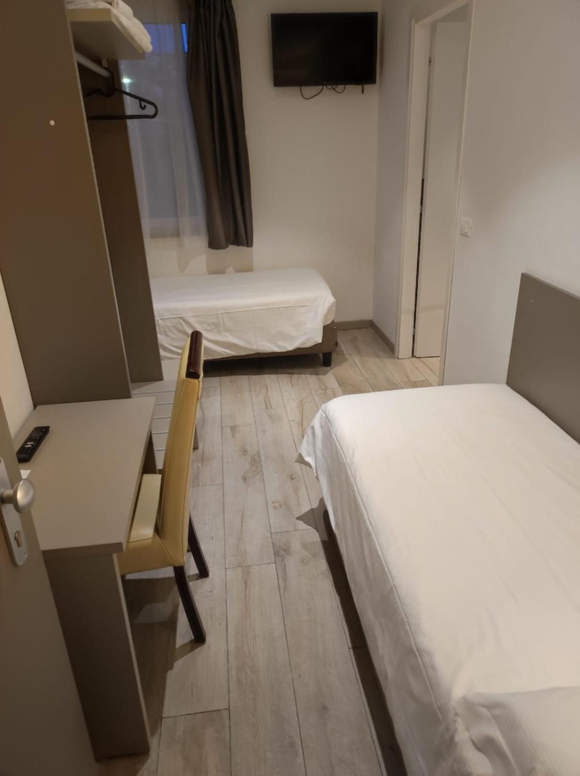Hotel Sonia Trieste Luaran gambar