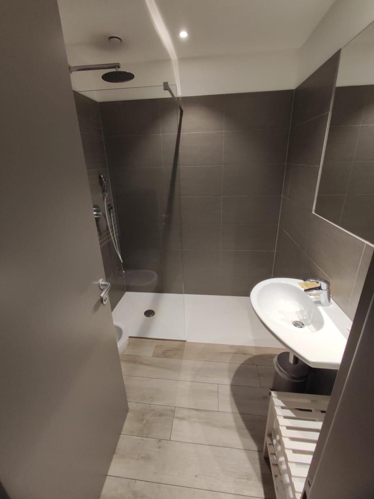 Hotel Sonia Trieste Luaran gambar