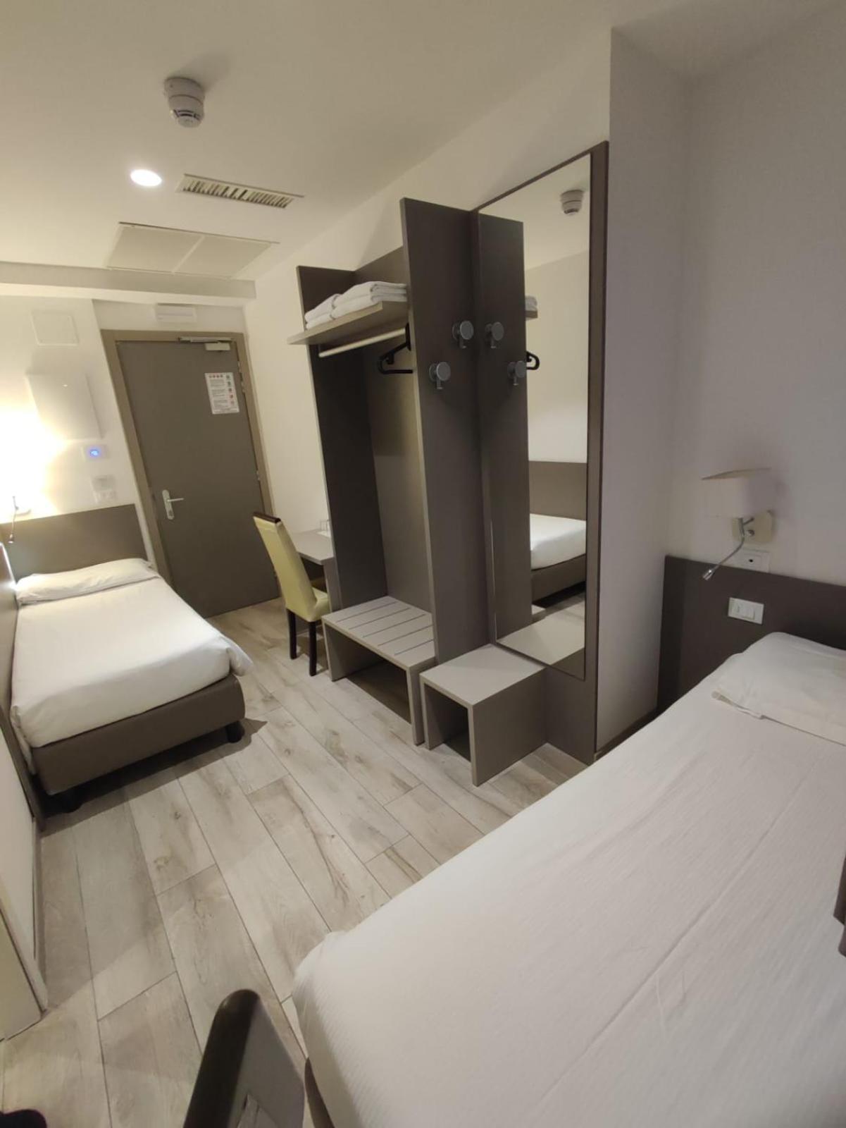 Hotel Sonia Trieste Luaran gambar