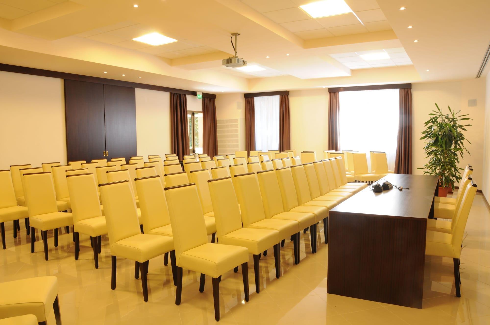 Hotel Sonia Trieste Luaran gambar